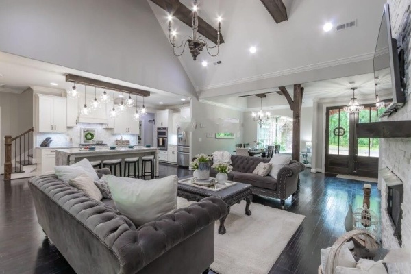 Bán nhà 5 tầng 90 m² tại Đường Lê Thị Riêng, Phường Bến Thành, Quận 1, Hồ Chí Minh